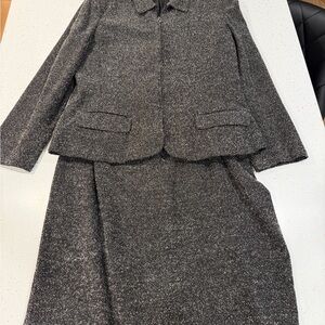 Classic Women's Gray Tweed Skirt Set